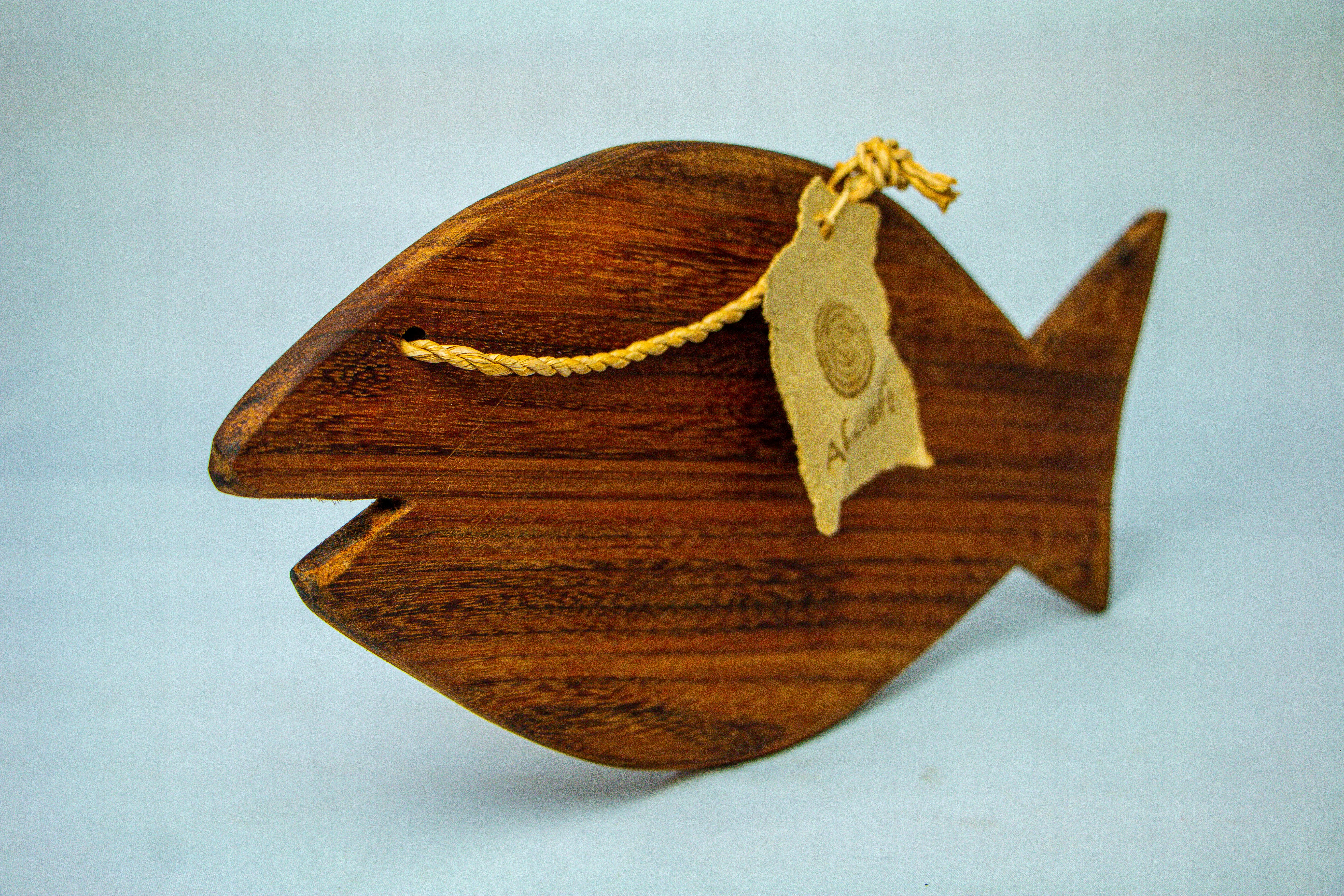 Fish-Shaped Wooden Chopping Board with Hole & Rope – Small