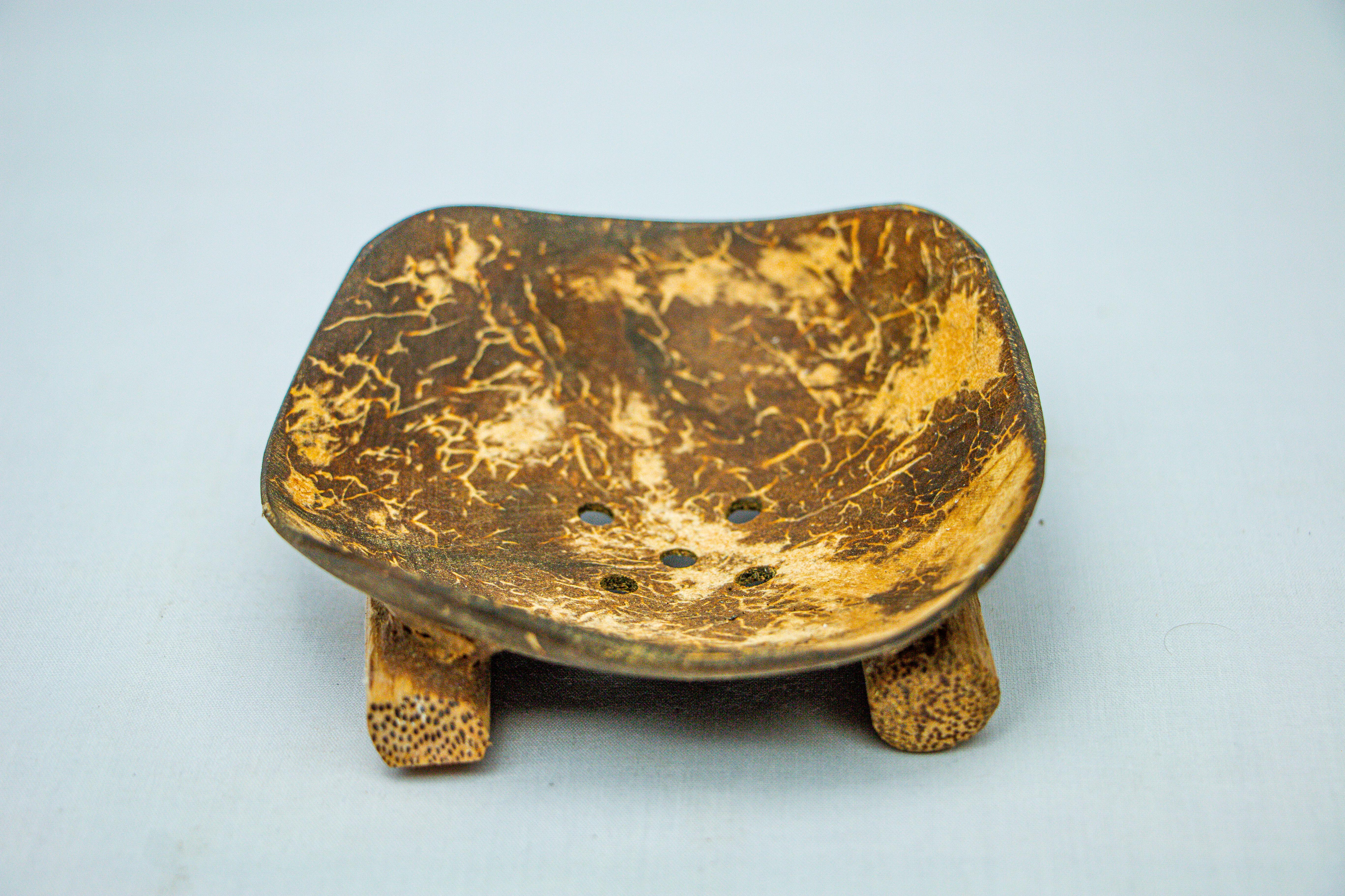 Soap dish, COCO with 2 wooden stick legs
