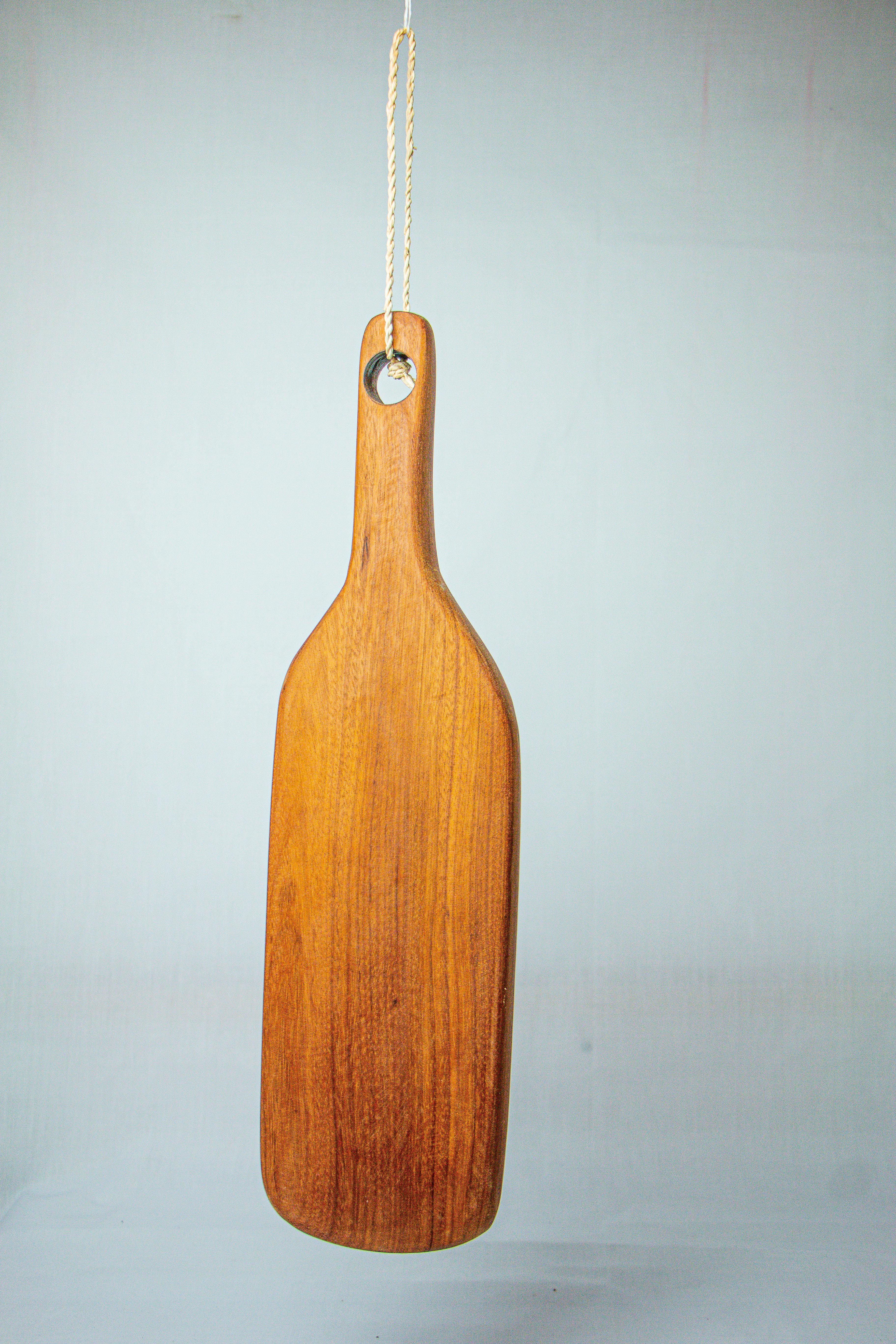 Rectangular Wooden Chopping Board with Handle – Long Version (Medium)