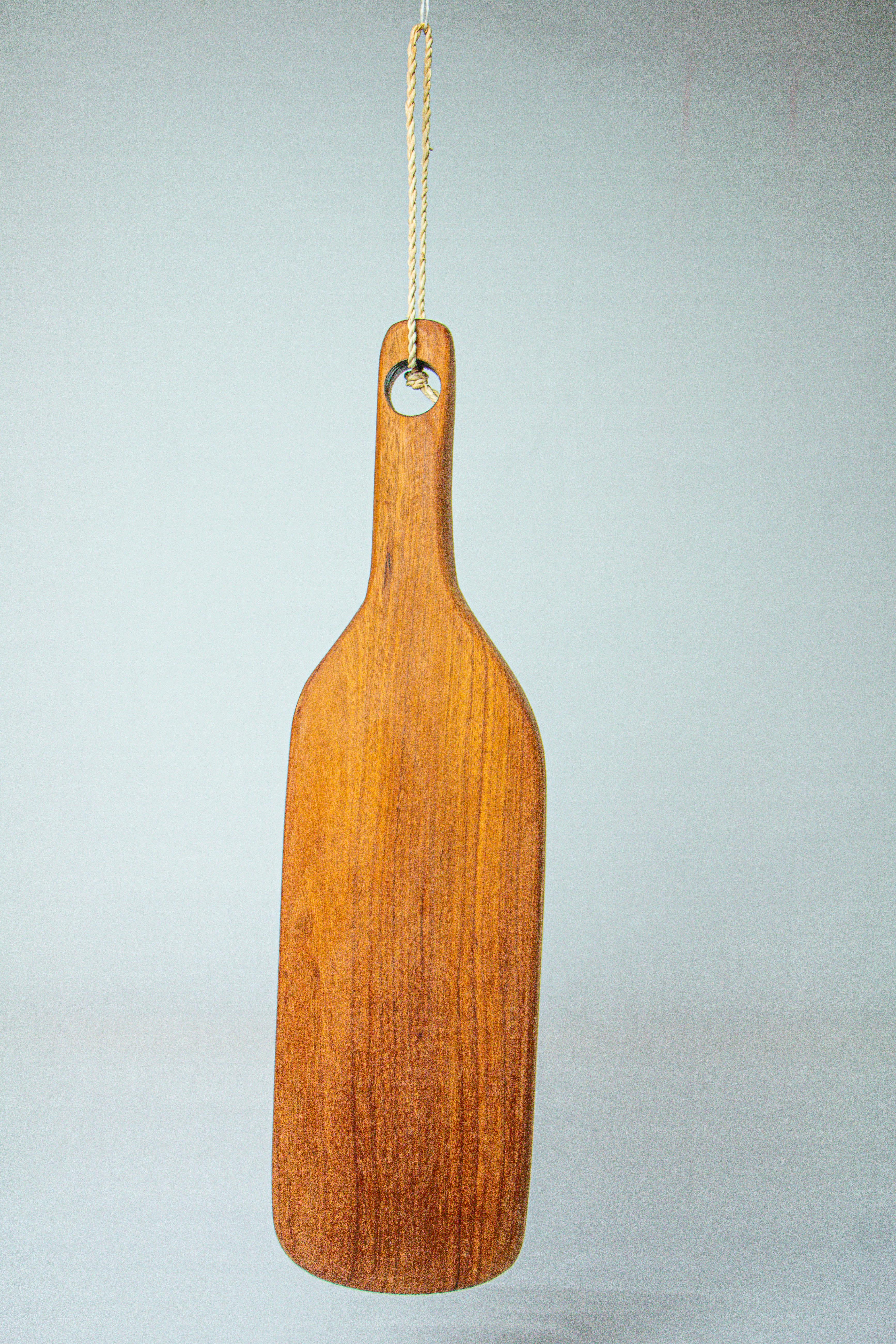 Rectangular Wooden Chopping Board with Handle – Long Version (Medium)