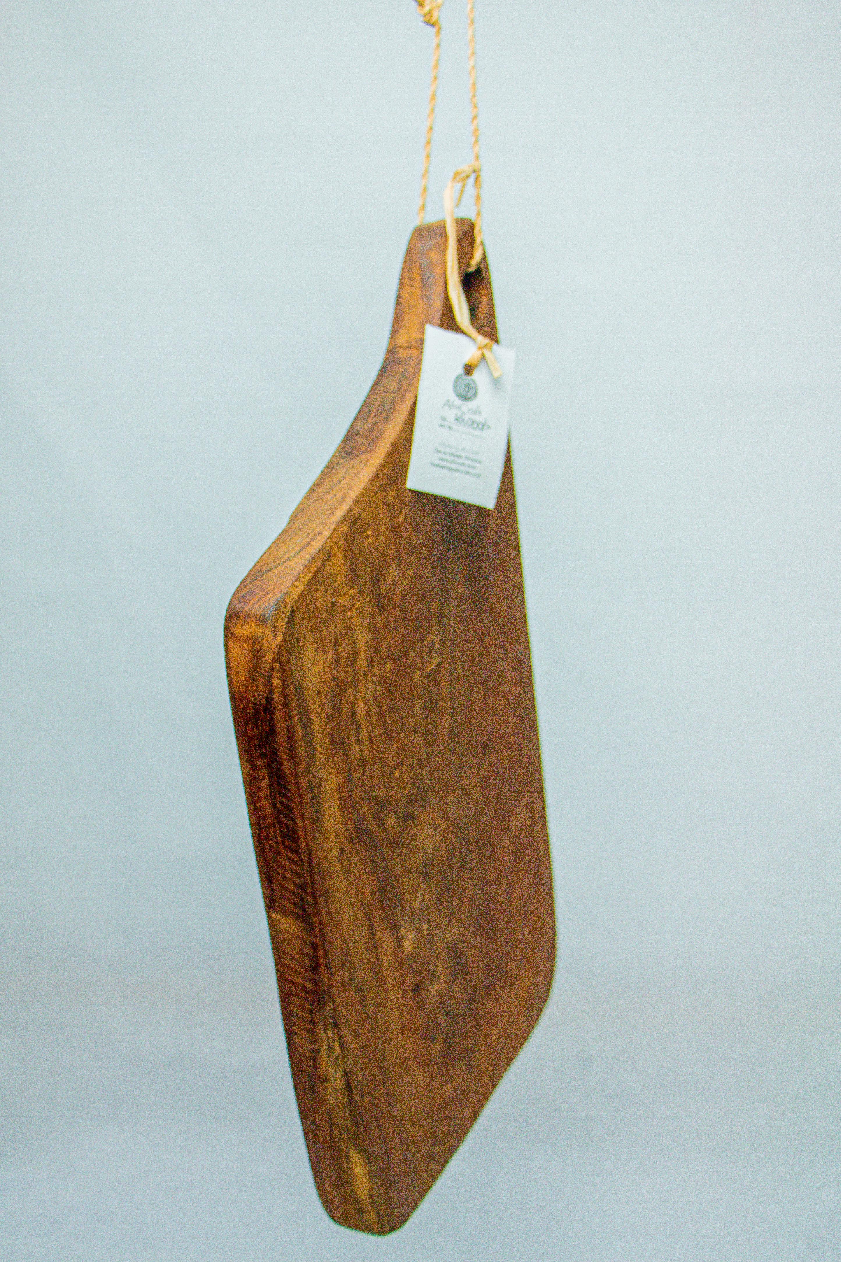 Cheese board, wood, med, with whole and rope